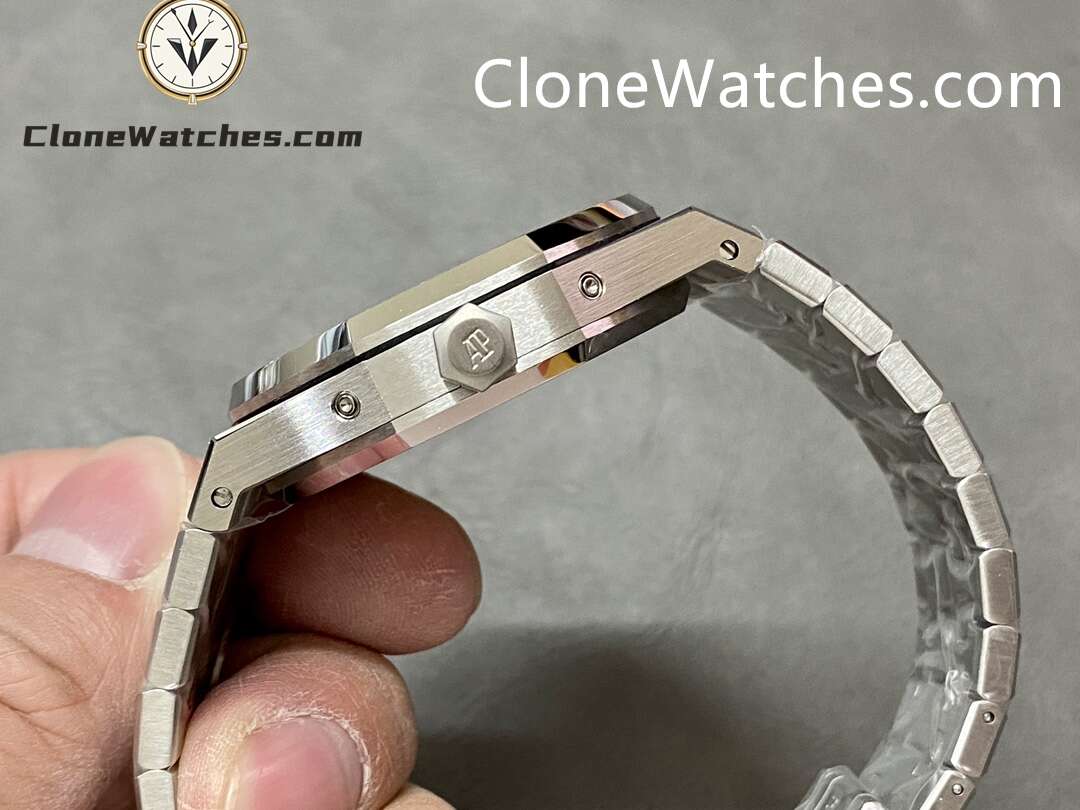 Audemars Piguet Super Clone Watches 1:1 Royal Oak Perpetual Calendar Salmon Dial 26615TI 41MM