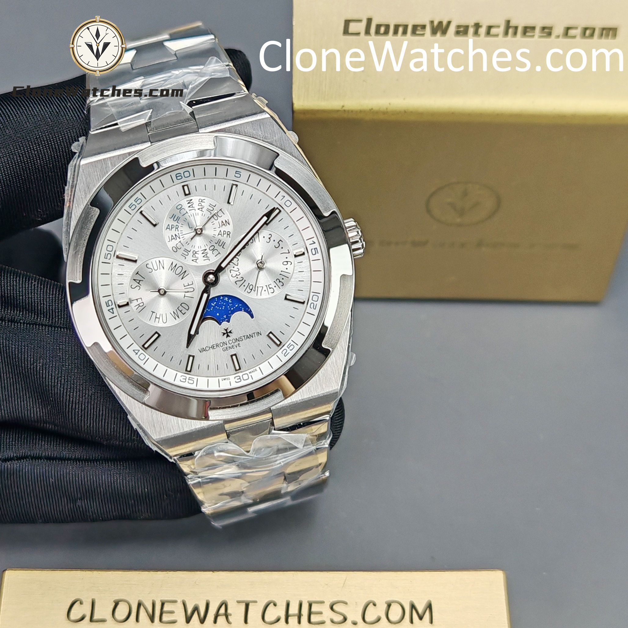 Vacheron Constantin Super Clone Watches 1:1 Overseas Perpetual Calendar Ultra-Thin Steel Dial