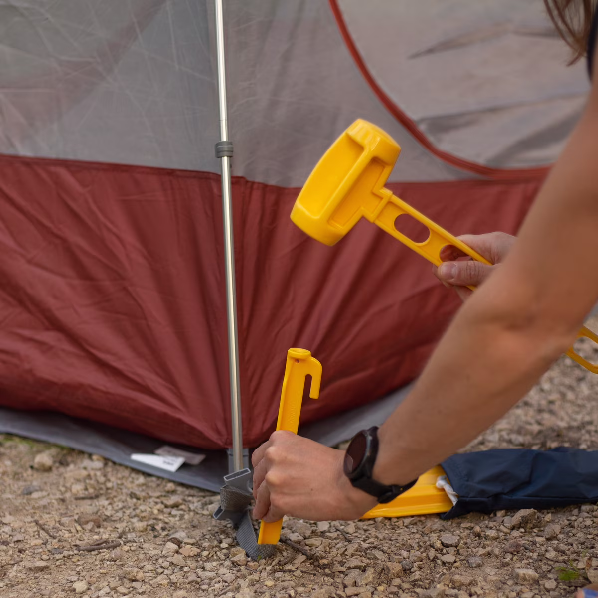 Coghlan's Tent Pegs - 9 in., Lightweight and 100% Recycled Plastic