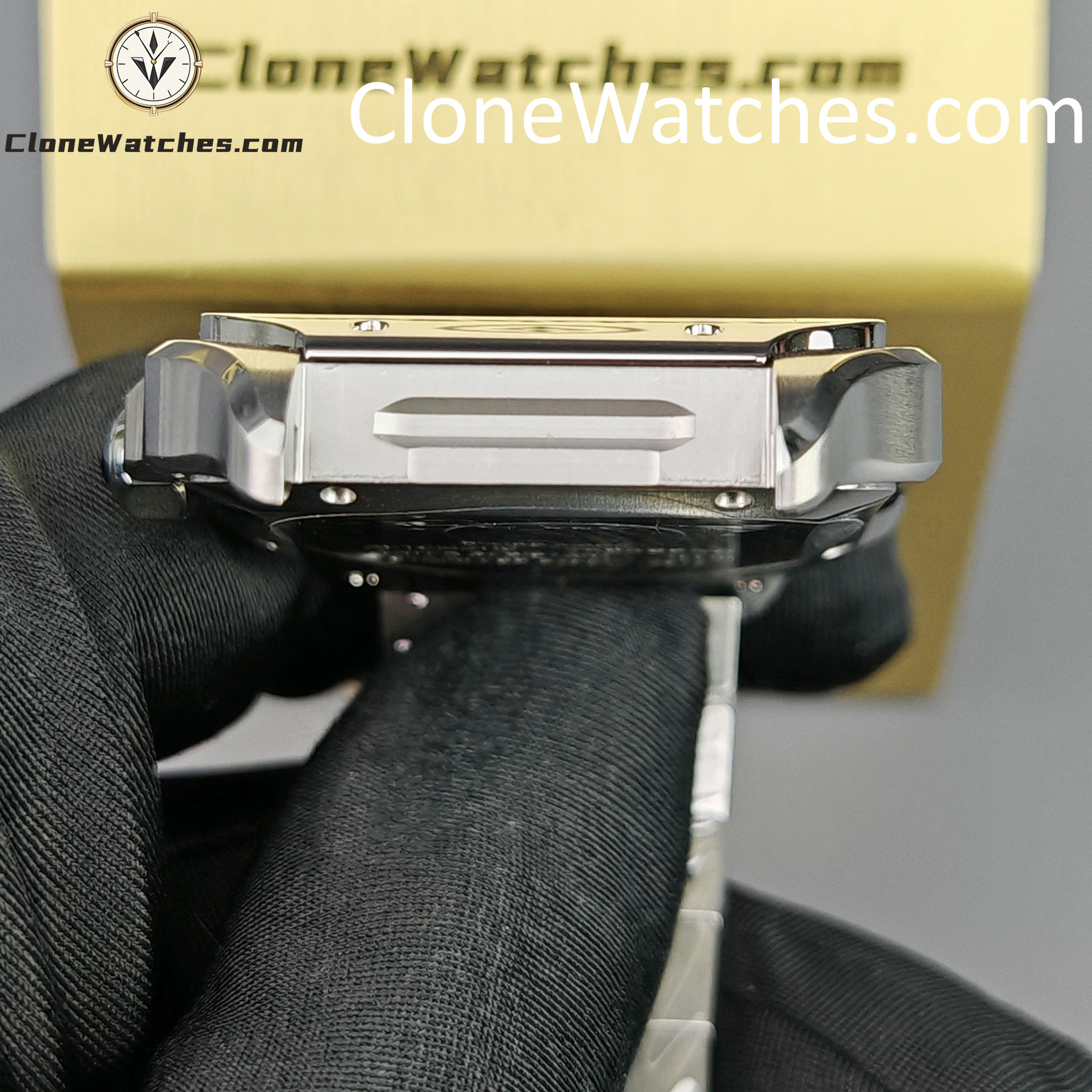 Cartier Super Clone Watches 1:1 Santos Series White Dial 39.8MM WSSA0009