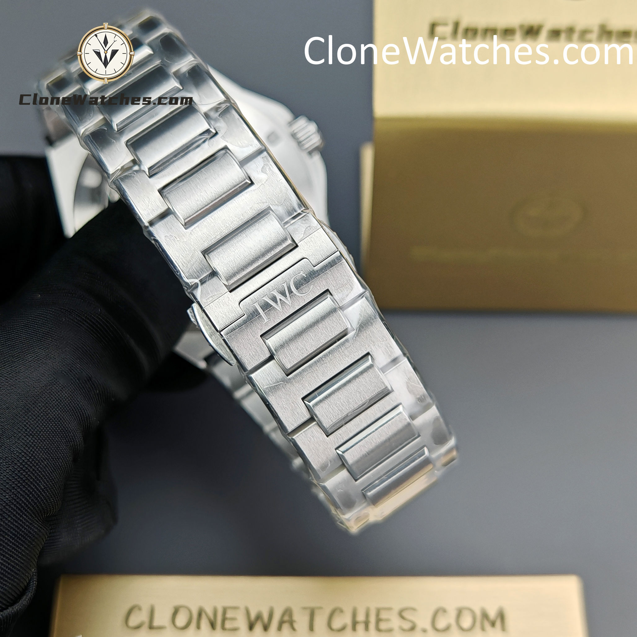 IWC Super Clone Watches 1:1 IW328902 Ingenieur Automatic 40 Silver plated Dial