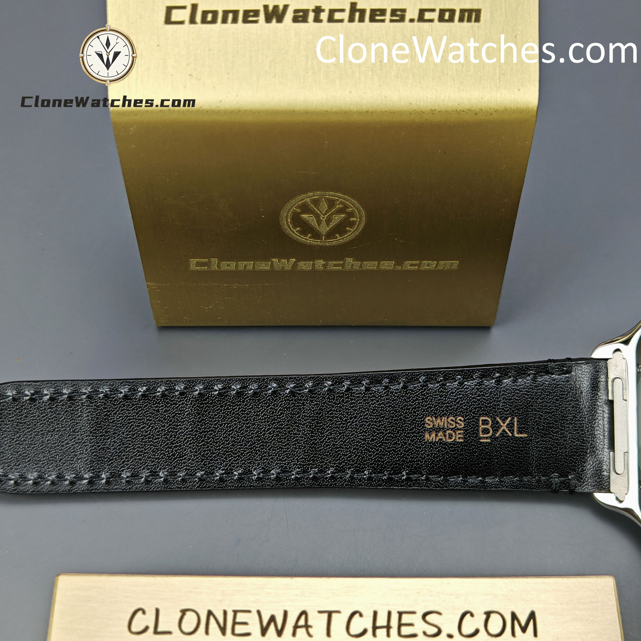 Cartier Super Clone Watches 1:1 Santos Gradient Brown Dial 39.8MM WSSA0064 Black Leather Belt