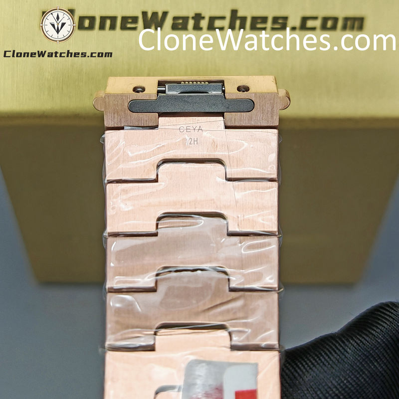 Cartier Super Clone Watches 1:1 Santos Rose Gold White Dial 39.8MM WGSA0018