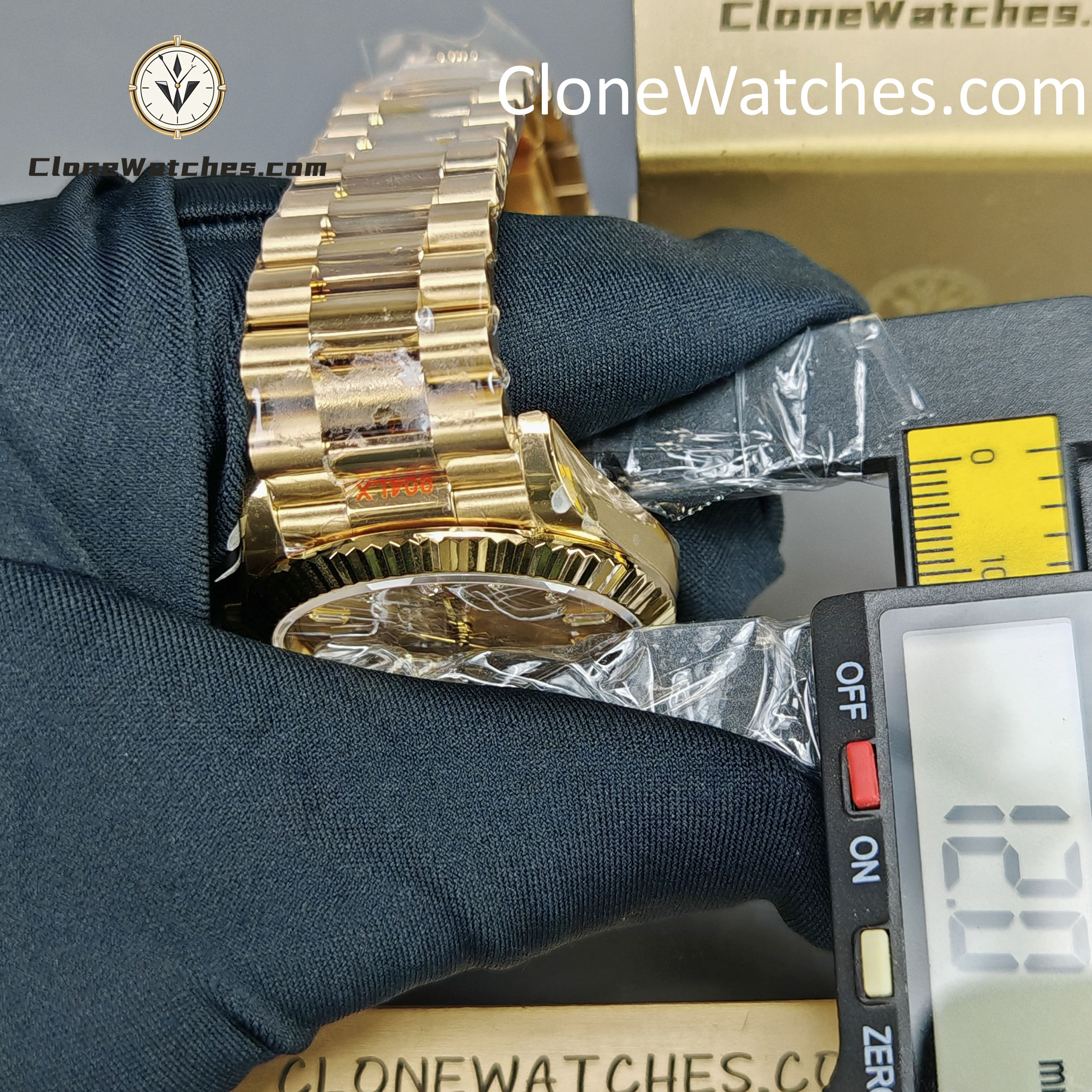 Rolex Super Clone Watches 1:1 Day Date 18K Gold Diamond Dial 40mm m228238-0005 3255 Movement