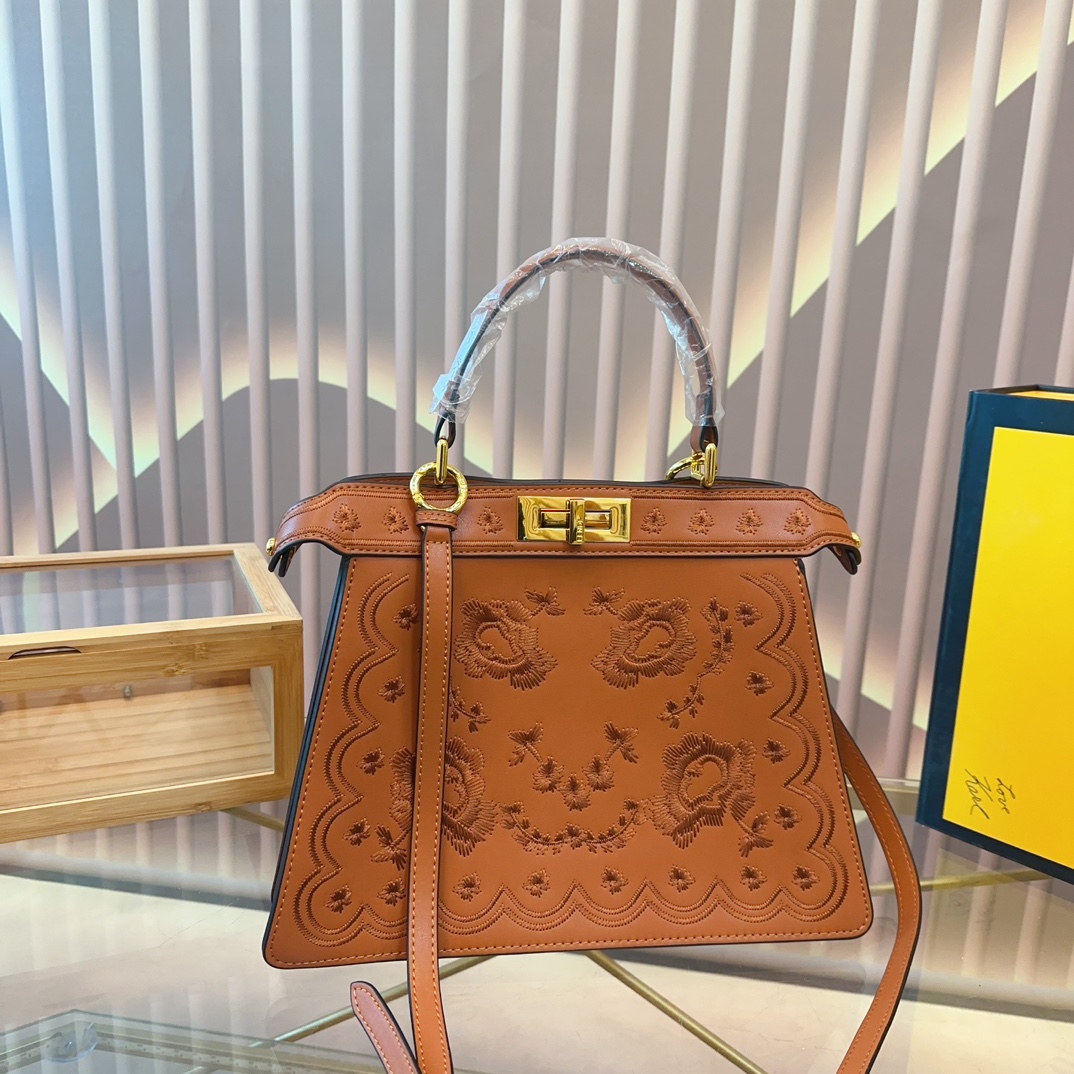 Fendi peekaboo embroidery limited bag