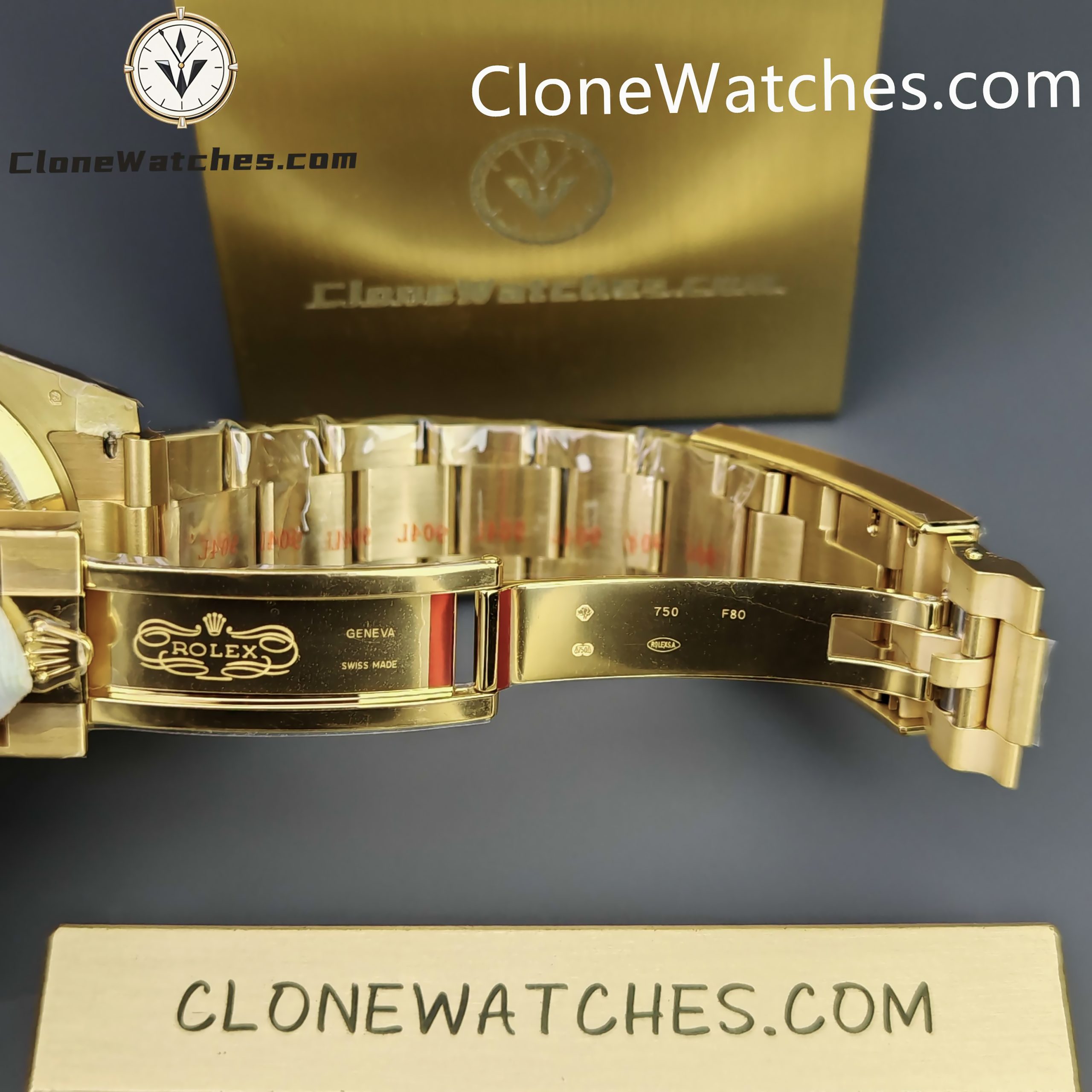 Rolex Super Clone Watches 1:1 18K Gold Blue Dial Submariner 126618LB 3235 Movement