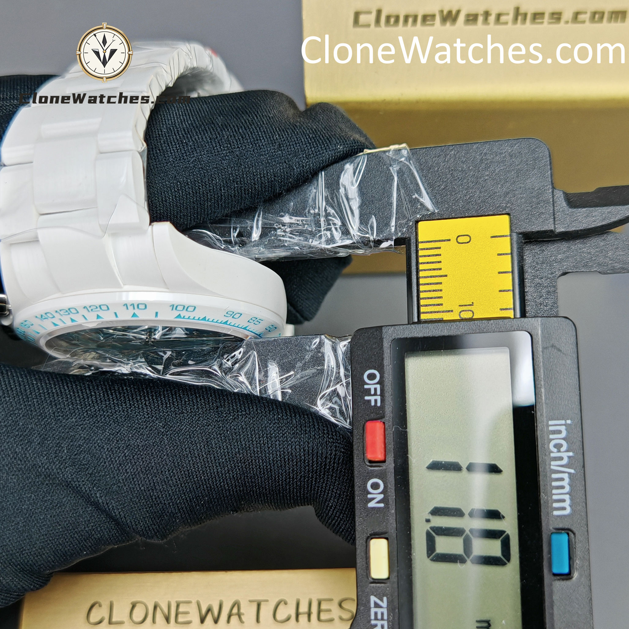 Modified Super Clone Watches 1:1 AET Rolex Daytona Full Ceramic Abu Dhabi 4130 Movement
