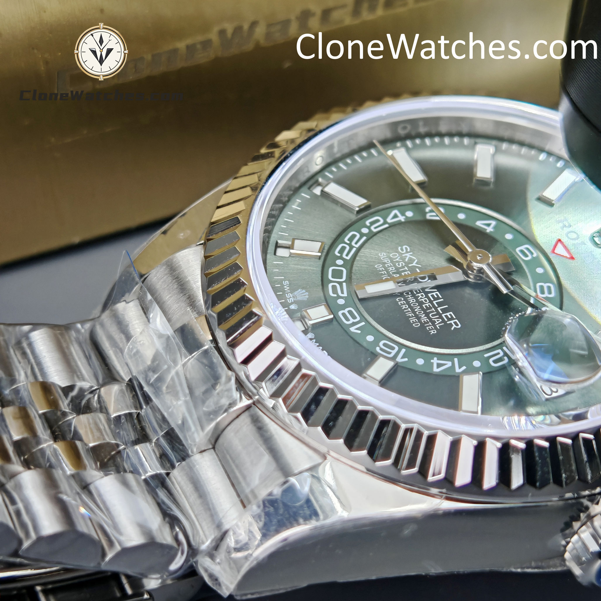 Rolex Super Clone Watches 1:1 Sky Dweller Green Dial Jubilee m336934-0002 9002 Movement