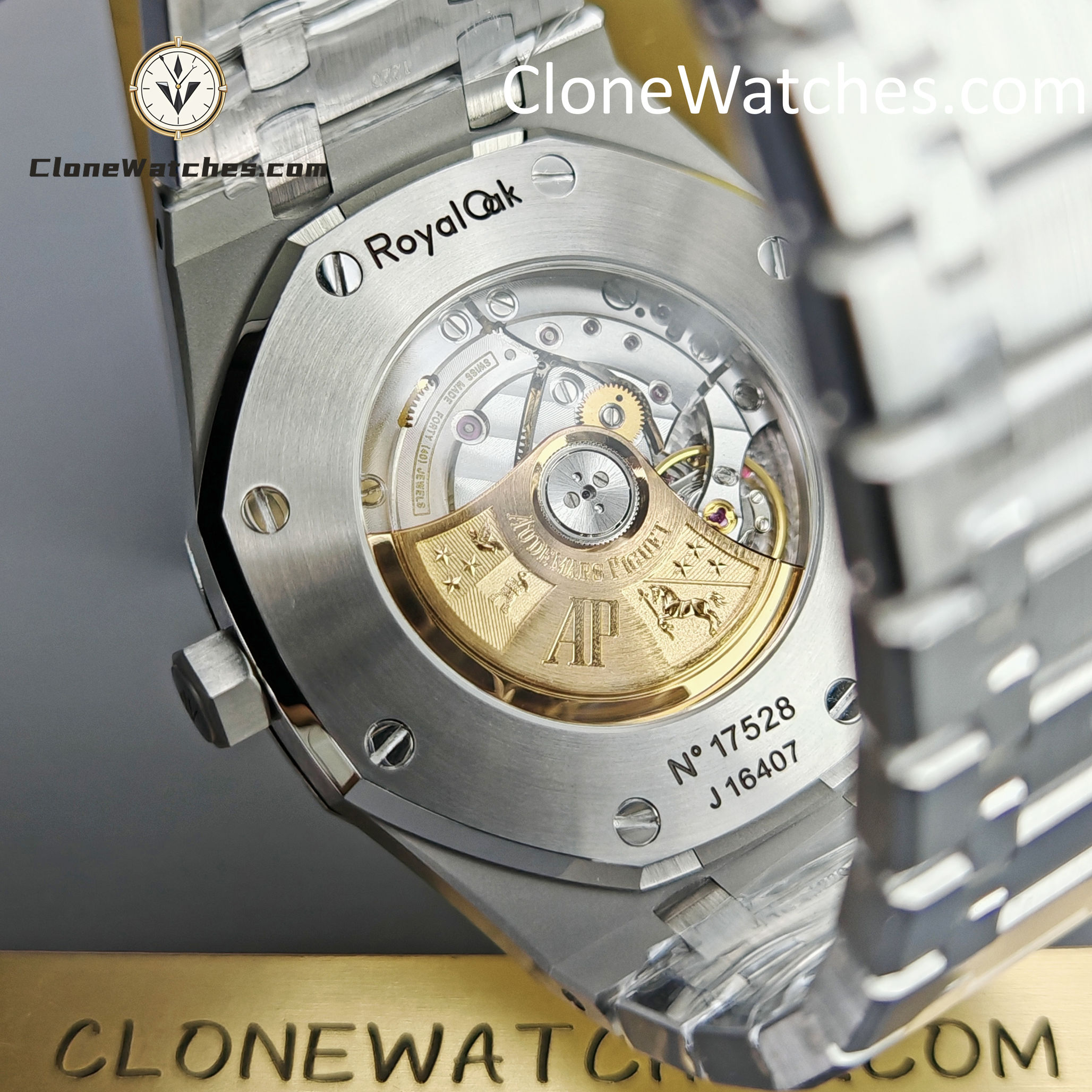 Audemars Piguet Super Clone Watches 1:1 Royal Oak 15400 White Dial