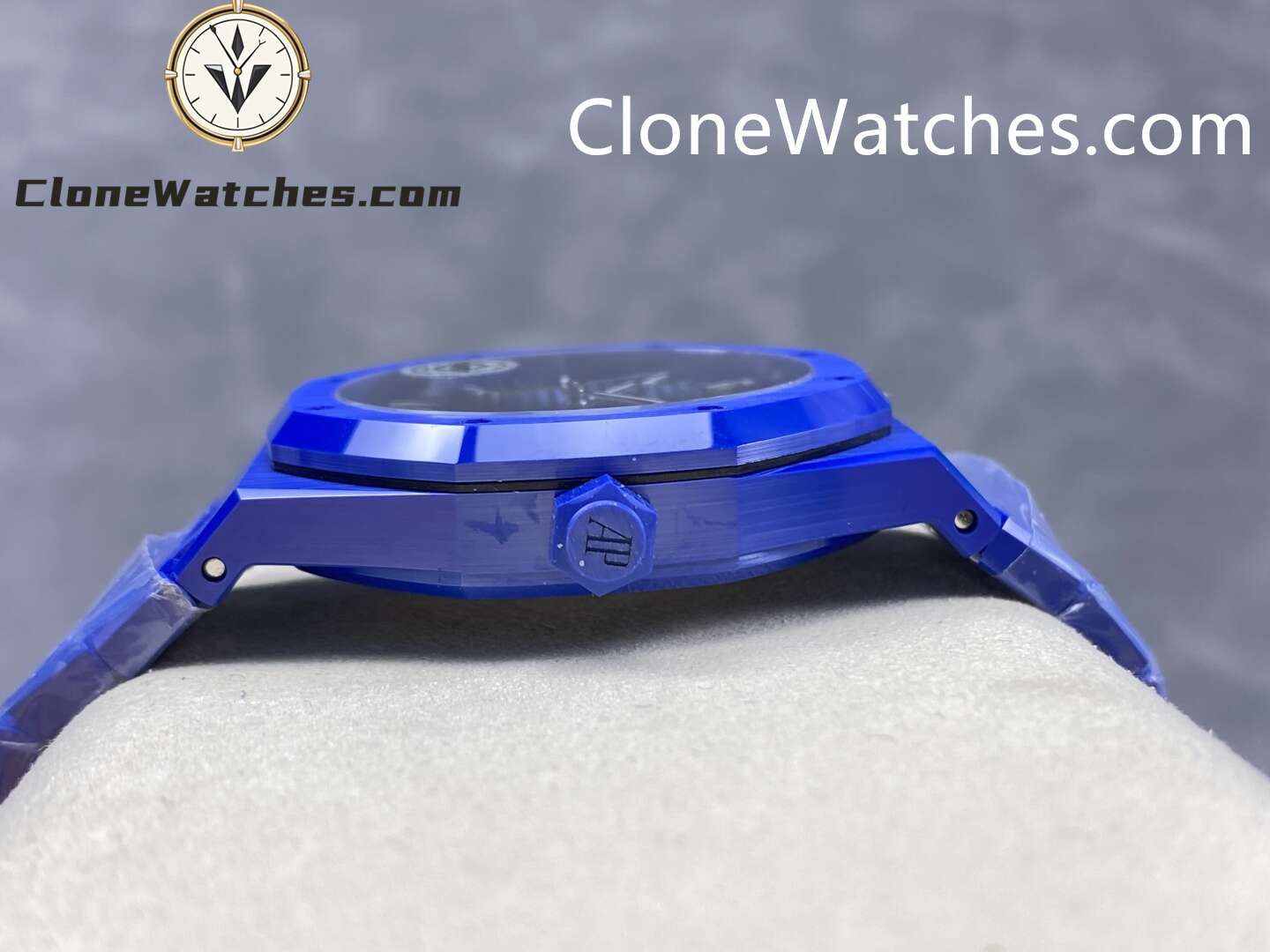 Audemars Piguet Super Clone Watches 1:1 Royal Oak Blue Ceramic 15500 Blue dial