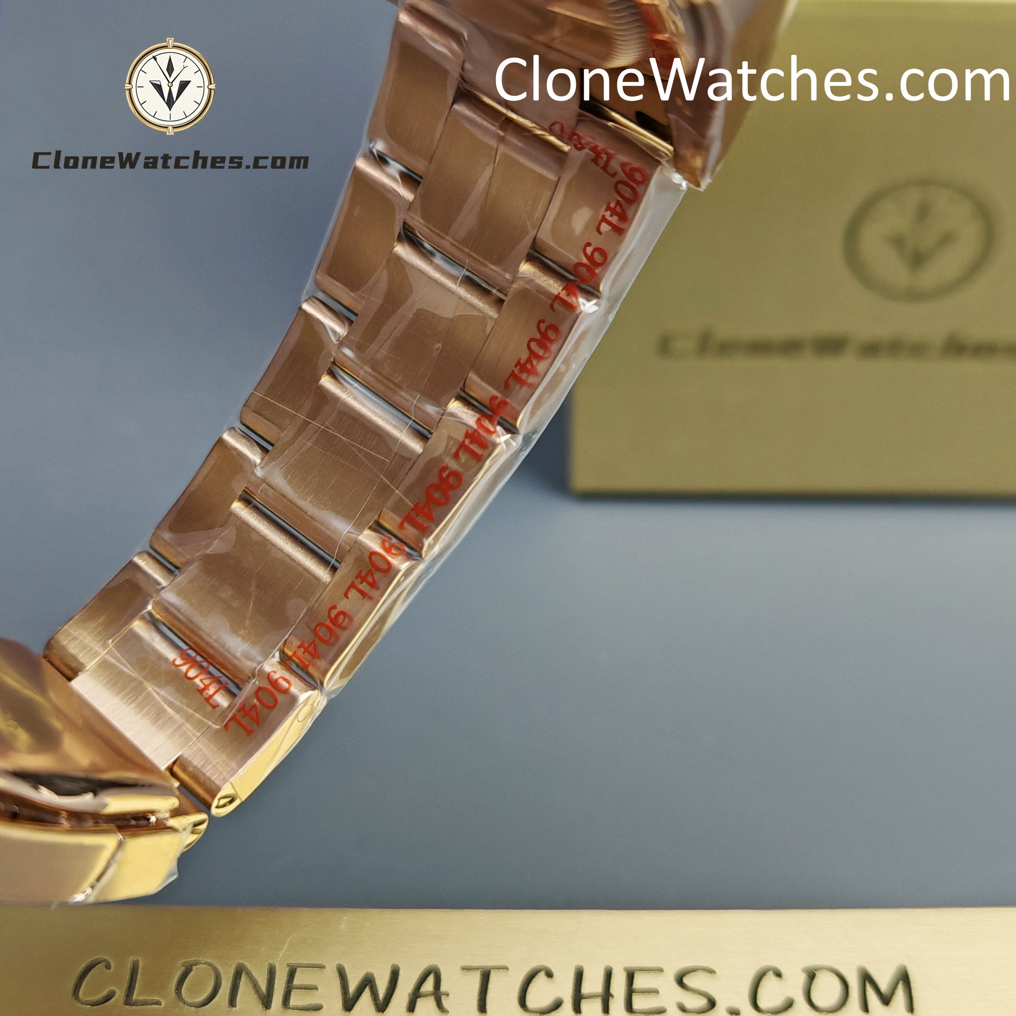 Rolex Super Clone Watches 1:1 Sky Dweller Rose Gold Blue Oyster m336935-0005 9002 Movement