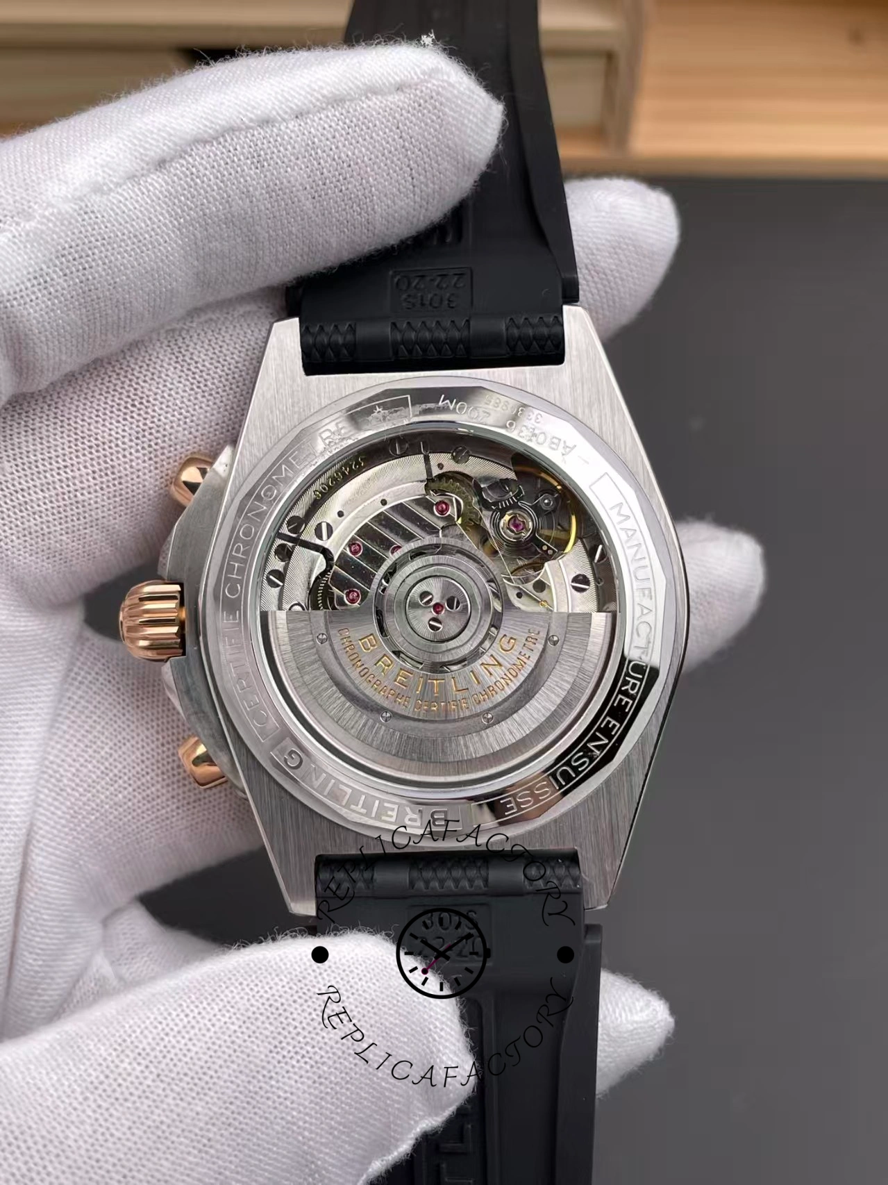 Breitling Chronomat B01 42mm UB0134101B1S1 Replica
