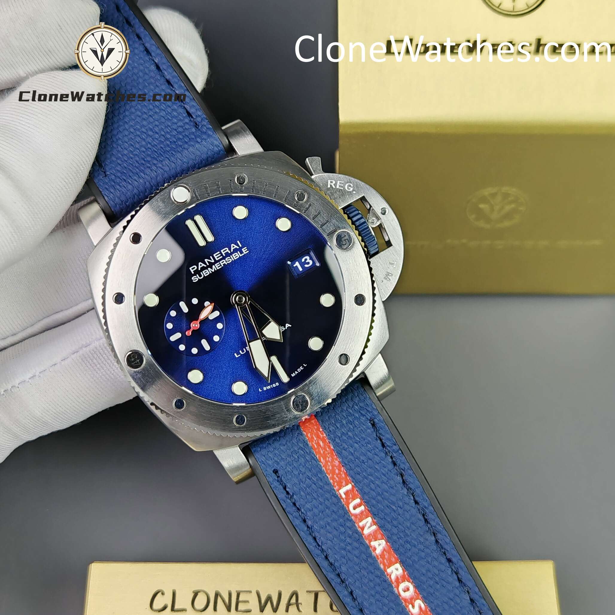 Panerai Super Clone Watches 1:1 Submersible QuarantaQuattro Luna Rossa PAM01391 44mm
