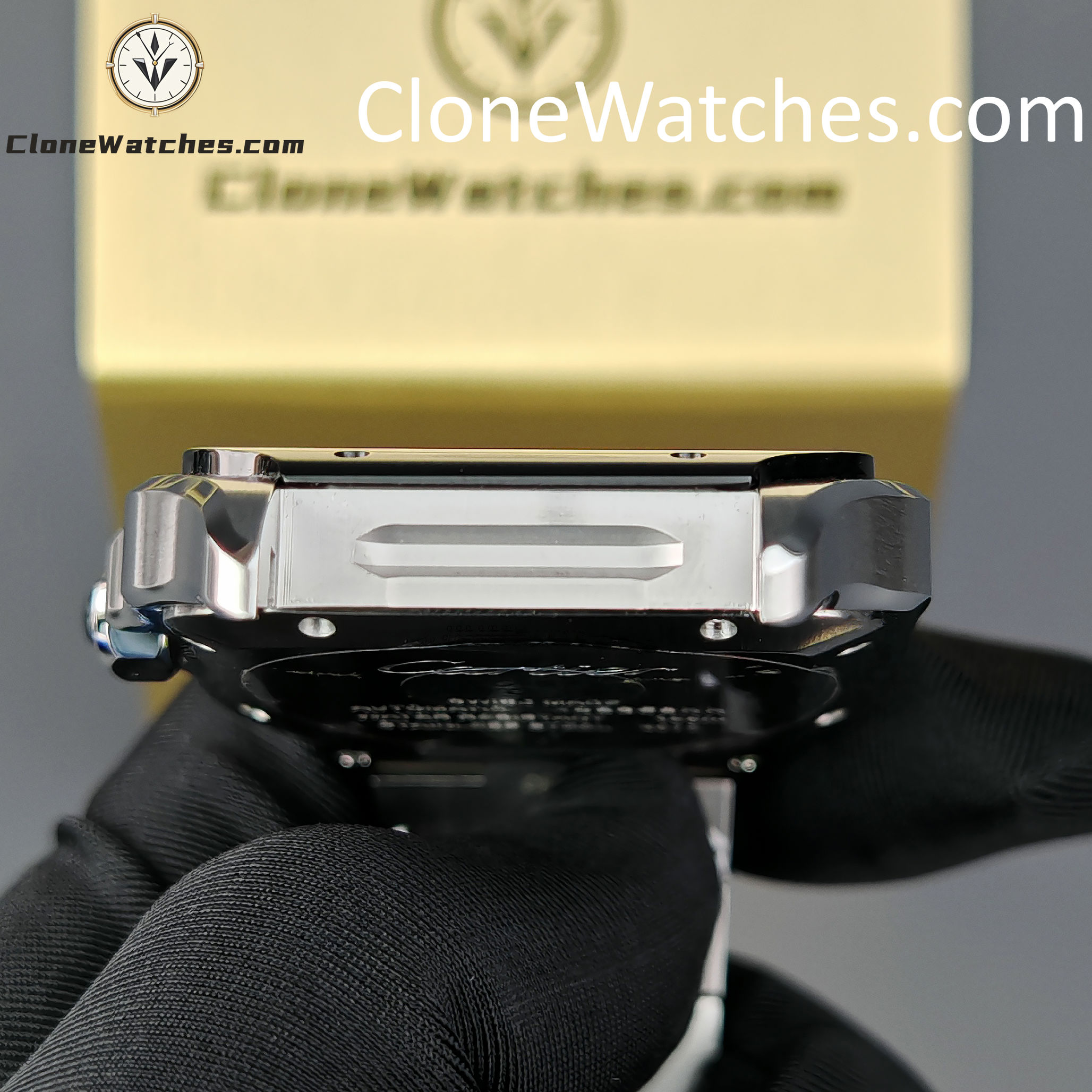Cartier Super Clone Watches 1:1 Santos Series Gray Dial 39.8MM WSSA0037 Steel Strap