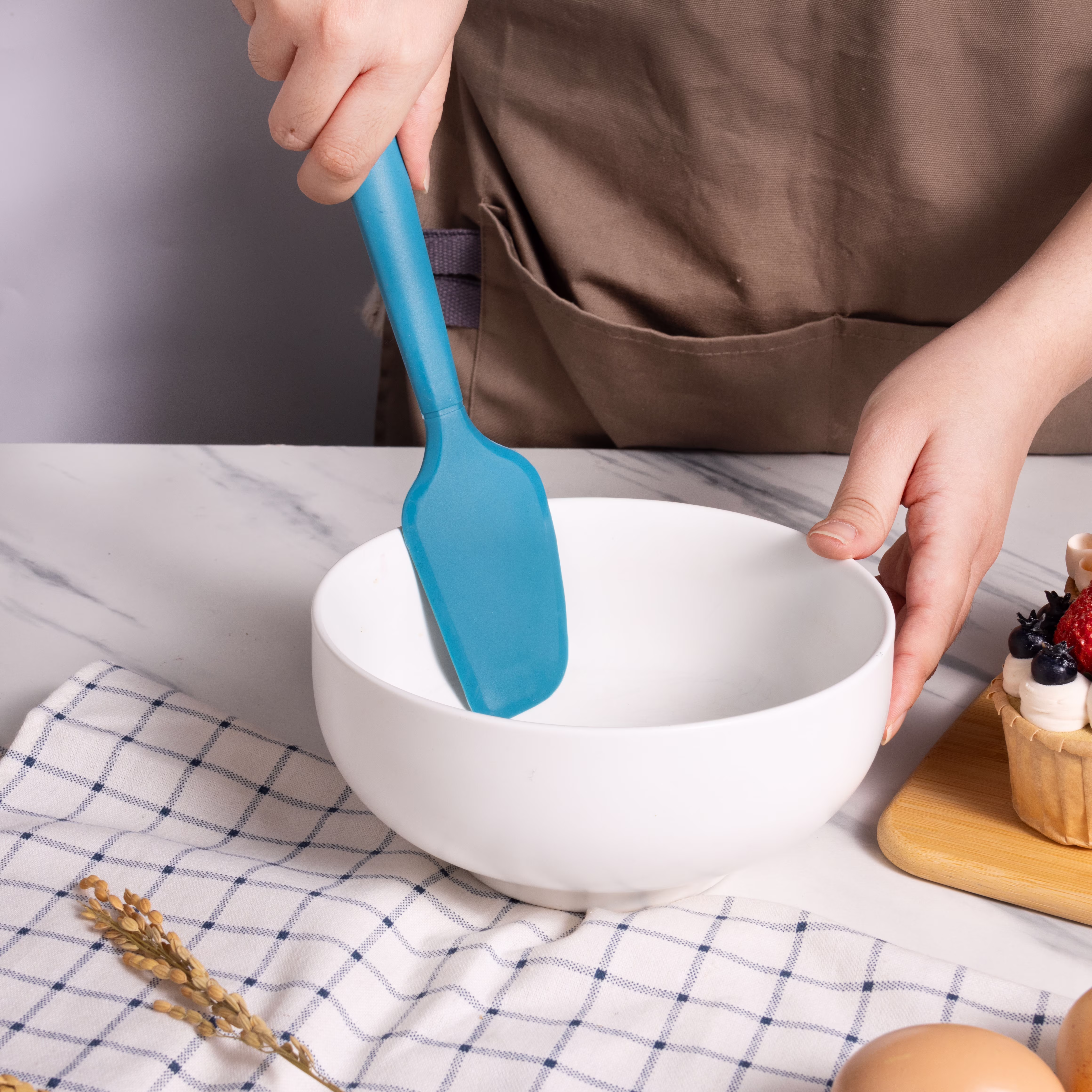 Mainstays Blue Silicone Kitchen Spatula, 10.55 in