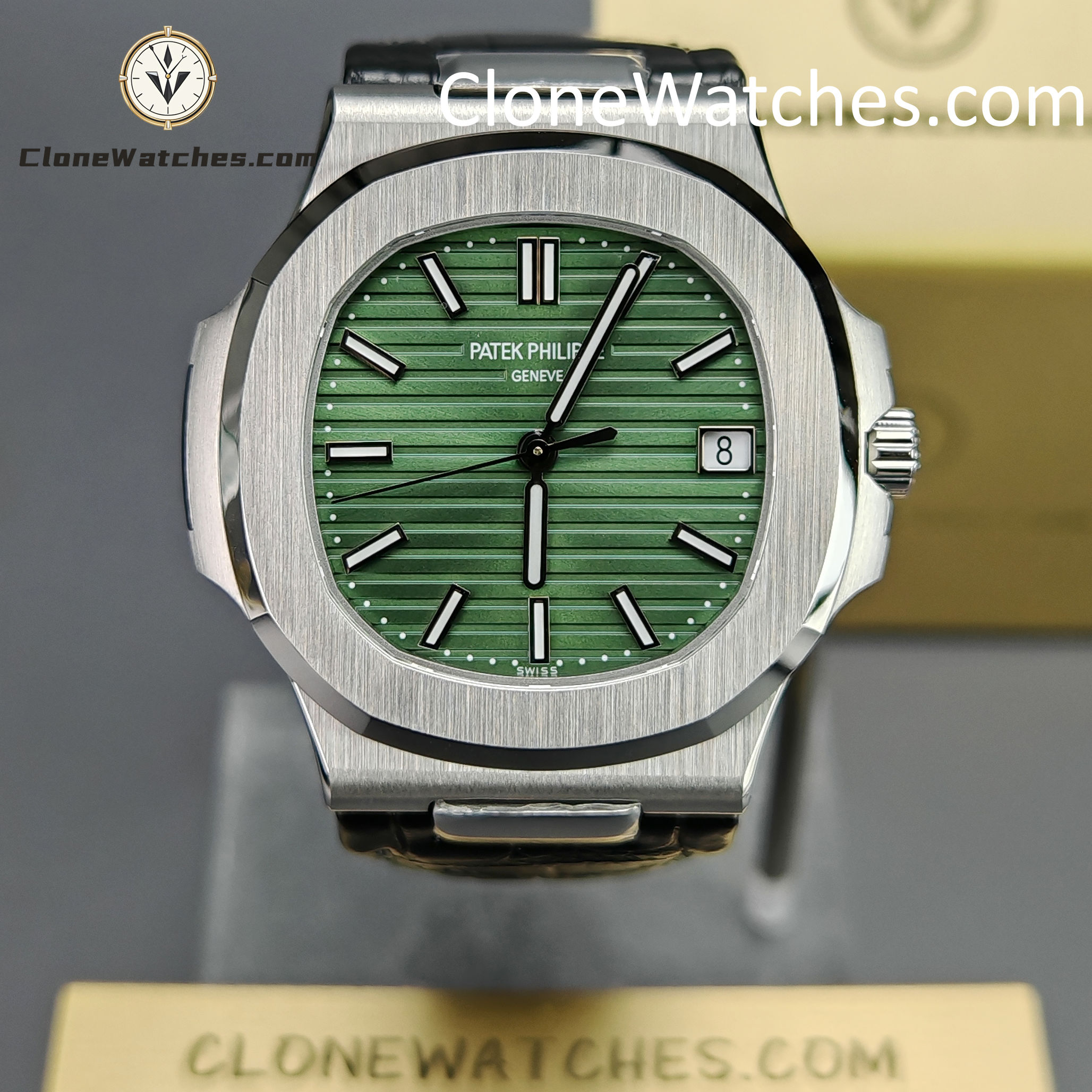 Patek Philippe Super Clone Watches 1:1 Nautilus 5711 Green Dial Black Leather Strap