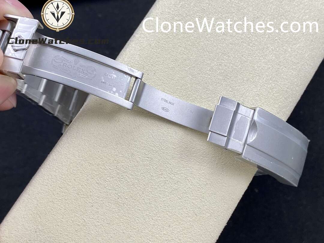 Modified Super Clone Watches 1:1 DiW Rolex Submariner GLACIAL 3235 Movement