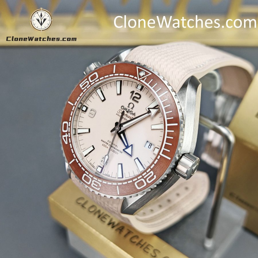 OMEGA Super Clone Watches 1:1 Seamaster Planet Ocean 600m 215.32.44.21.09.001 43.5MM