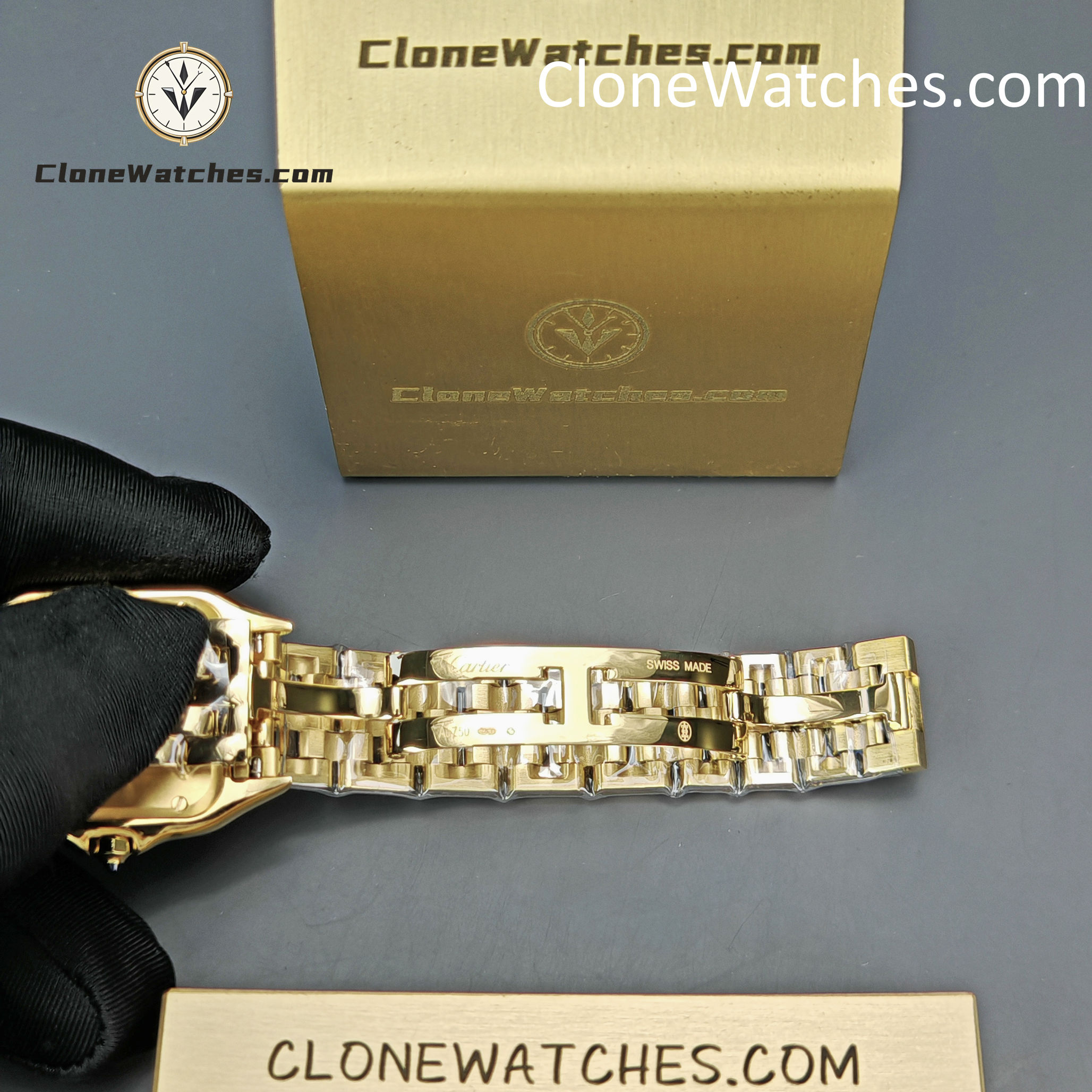 Cartier Super Clone Watches 1:1 PANTHÈRE DE CARTIER White Dial 27mm x37mm WGPN0009