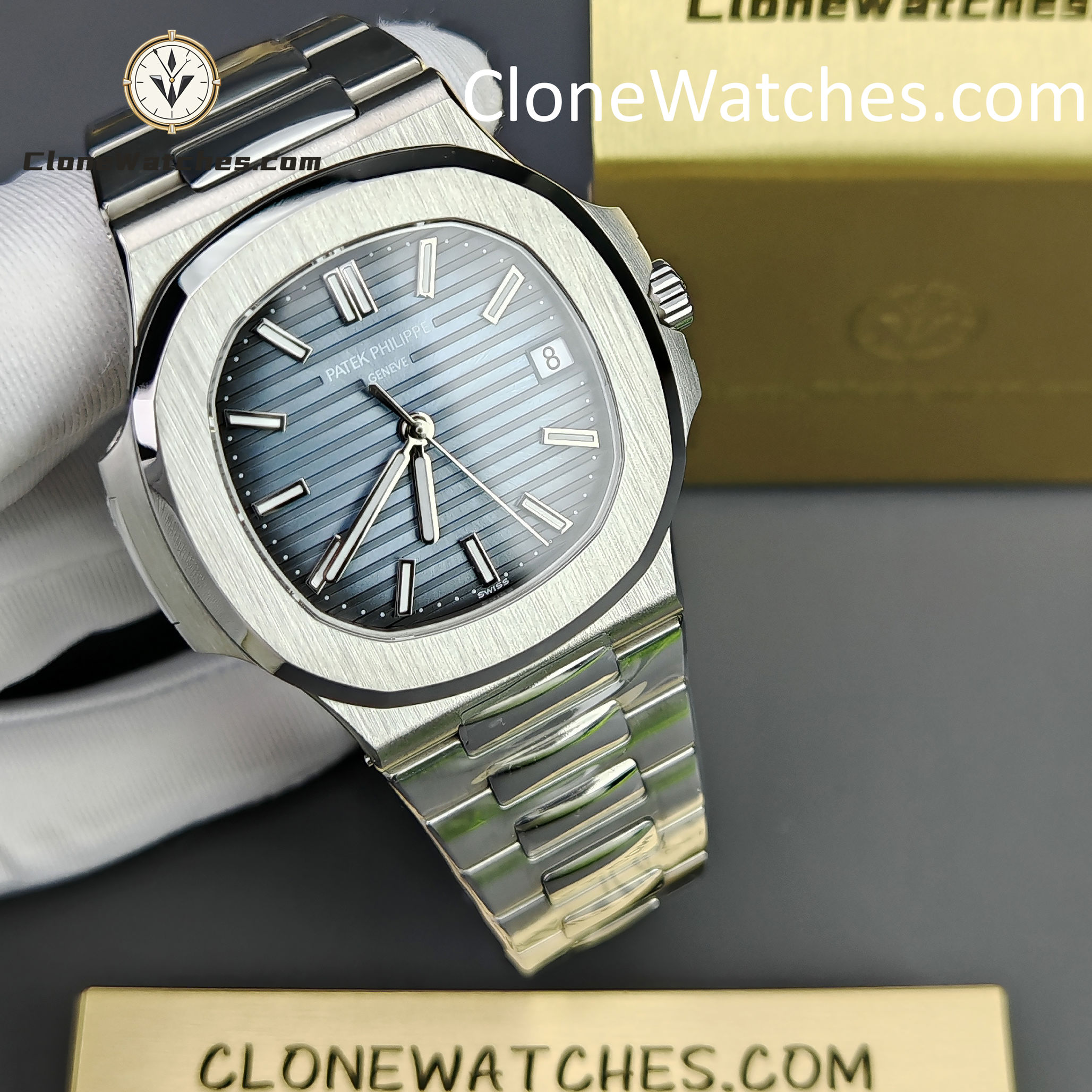 Patek Philippe Super Clone Watches 1:1 5711 Nautilus Dark blue Dial