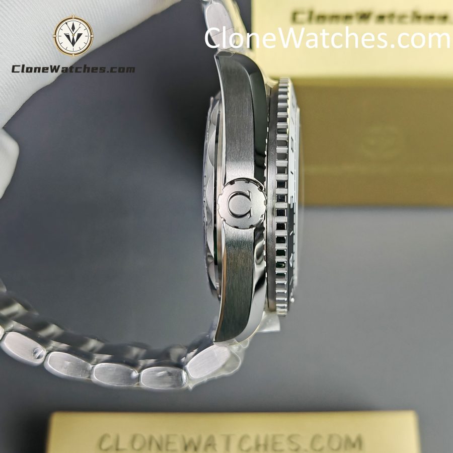 OMEGA Super Clone Watches 1:1 Seamaster Planet Ocean 600m 215.30.44.22.01.001 43.5MM