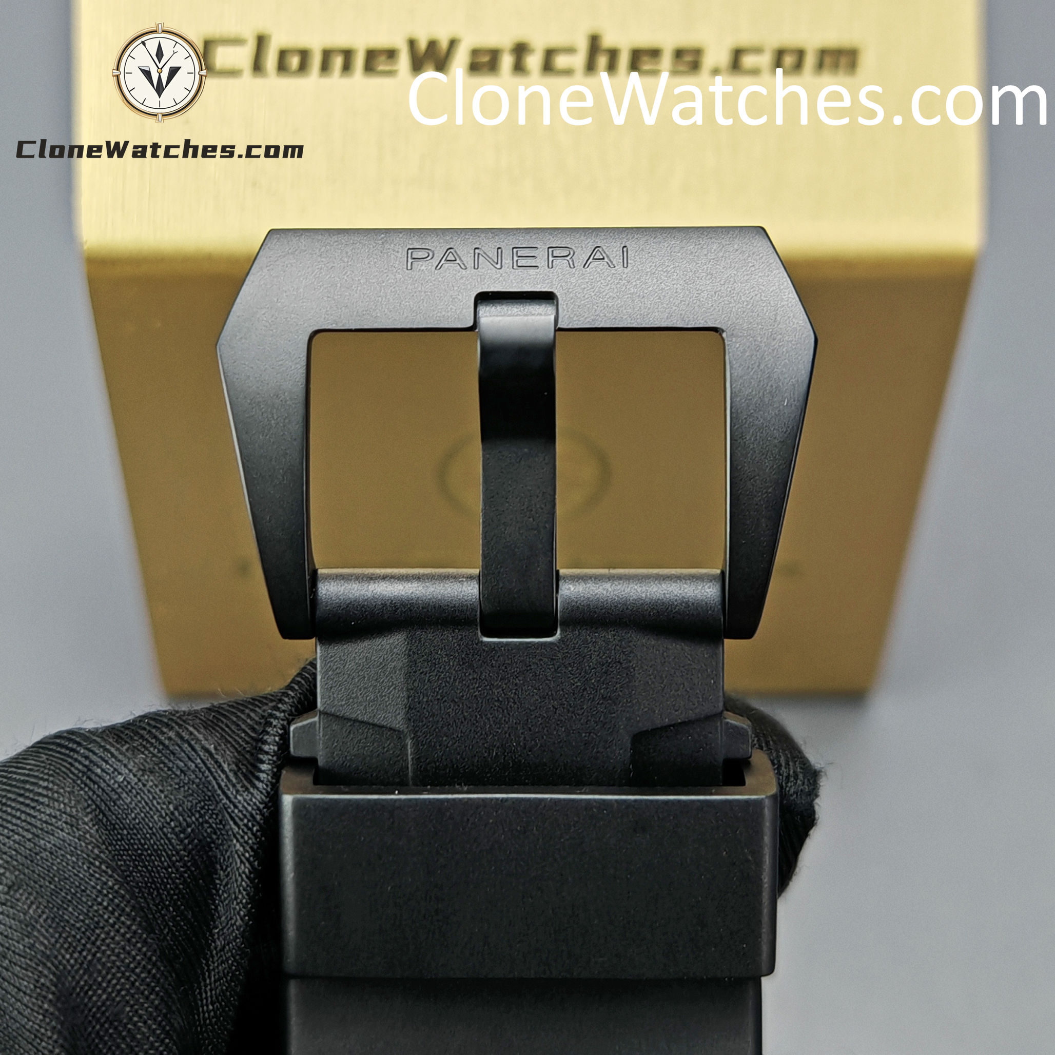 Panerai Super Clone Watches 1:1 Submersible GMT CarbotechTM PAM01324 44mm